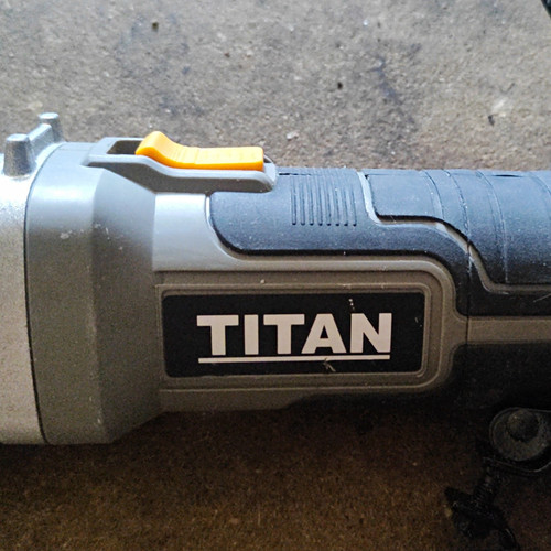 Titan ttb285grd 750w - ttb285grd, 115mm