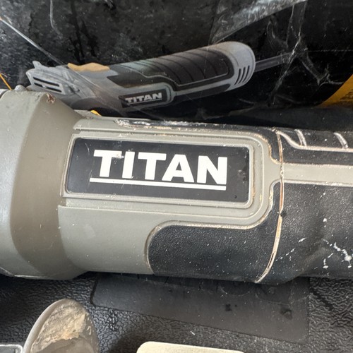 Titan 750w angle grinder - 4.5",